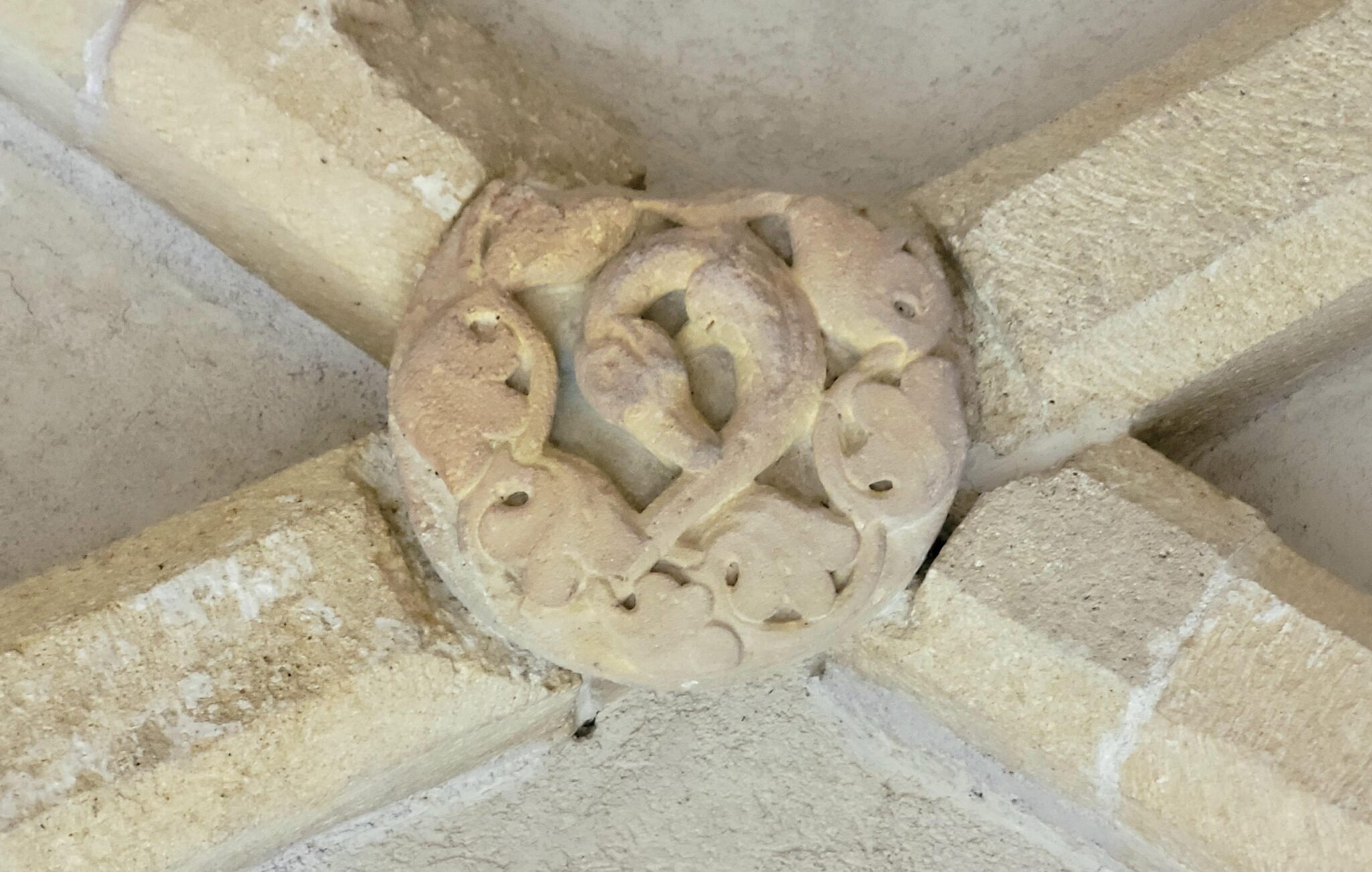 Sárkány zárókő2